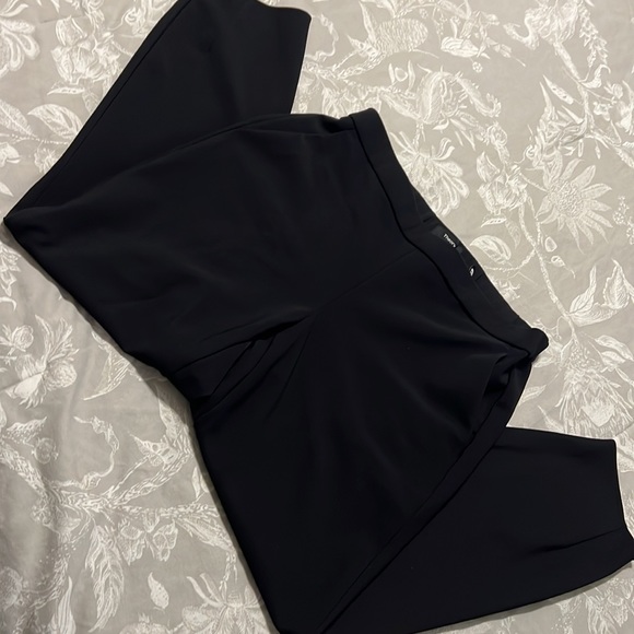 Theory size small pants - Picture 3 of 3